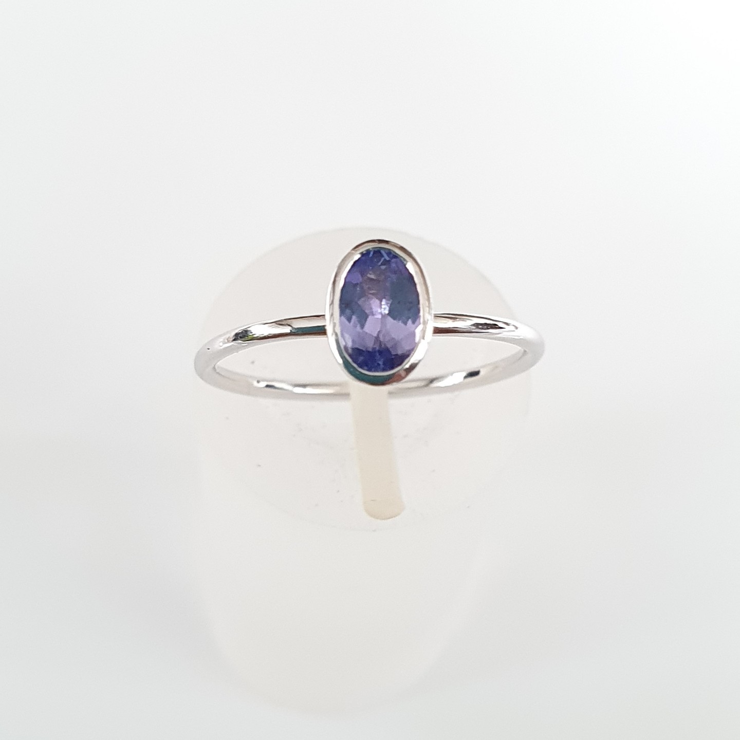 18K White Gold Oval Tanzanite Stacking Ring