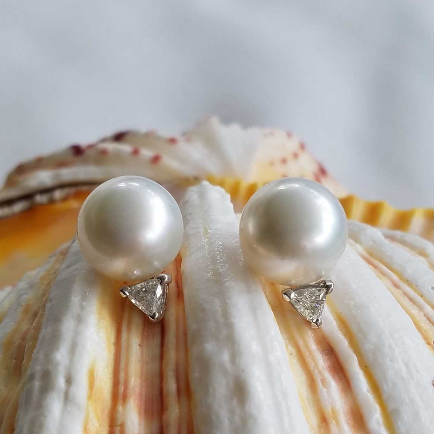 18K Yellow Gold White Pearl Trillion Diamond Earrings