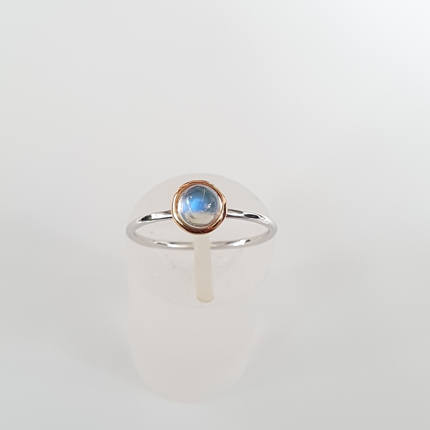 18K Rose Gold and White Gold Moonstone Stacking Ring