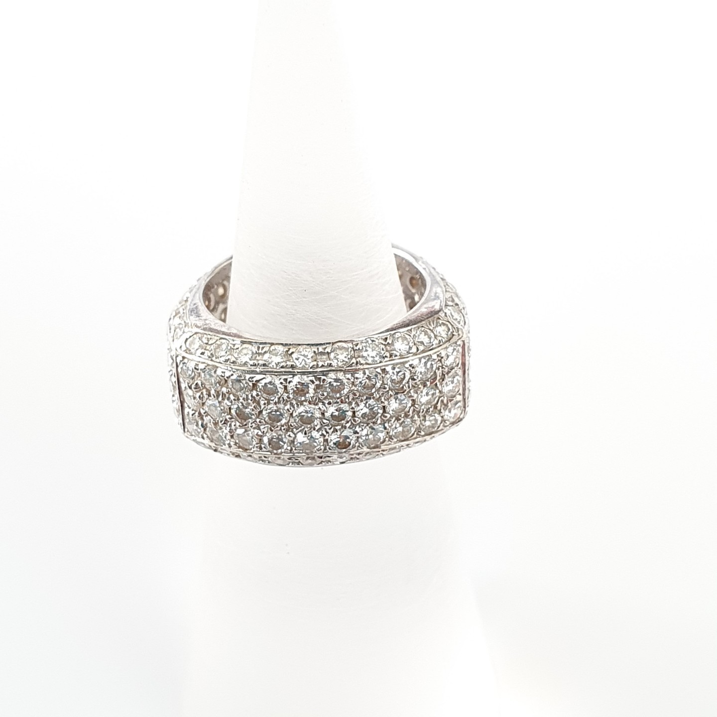 18K White Gold Triangle Pave Diamond Pinky Ring