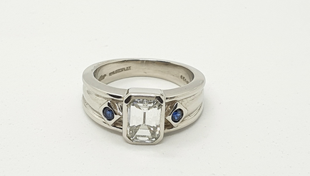 Cartier Diamond Sapphire Ring 6.jpg