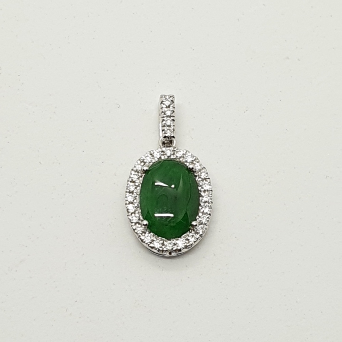 18K White Gold Diamond Dome Jade Pendant