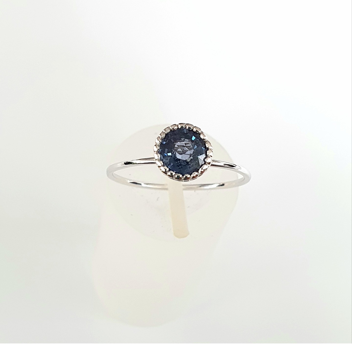 18K White Gold Blue Tourmaline Stacking Ring