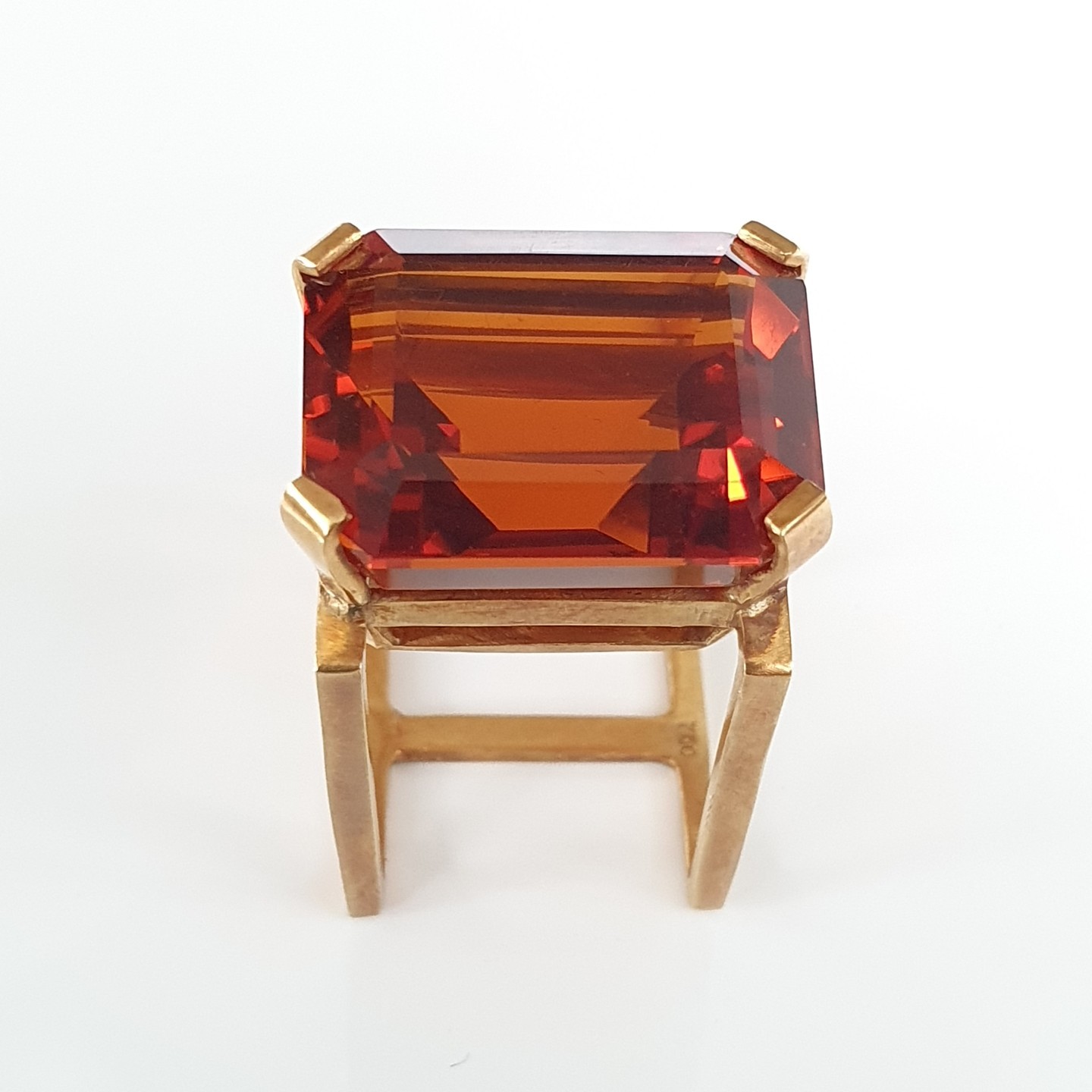 18K Yellow Gold Unique Citrine Bold Square Ring
