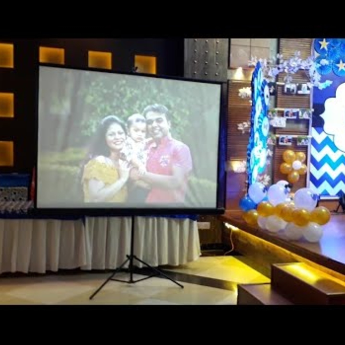 Rental Egate i9 Full HD 120 inch display projector