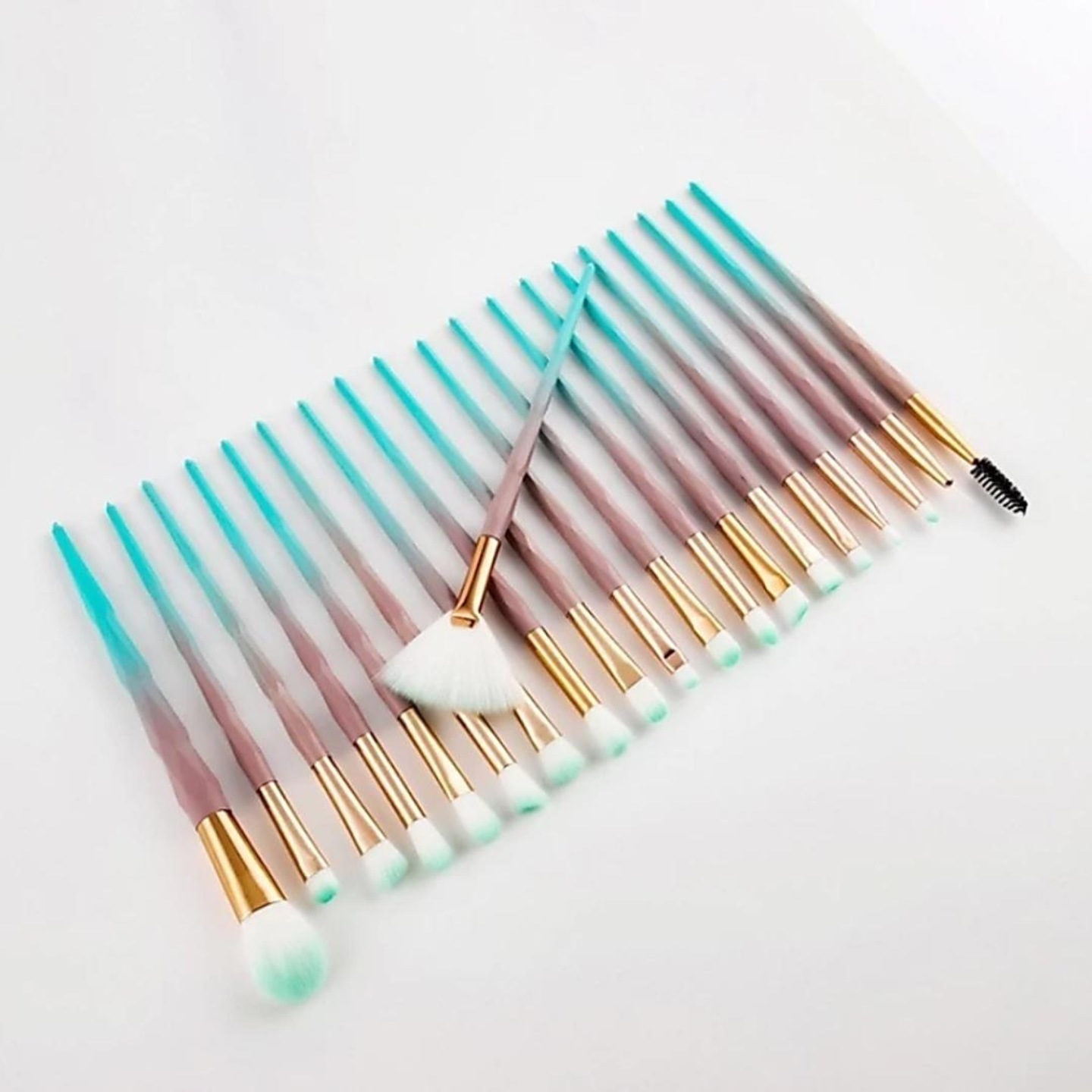 Luxury Beauty Eye Brush Set, 20 pcs Unicorn Eyeshadow Eyeliner Blending Crease Kit Makeup Brushes Make Up Foundation Eyebrow Eyeliner Blush Cosmetic Concealer Brushes  Pack of 20