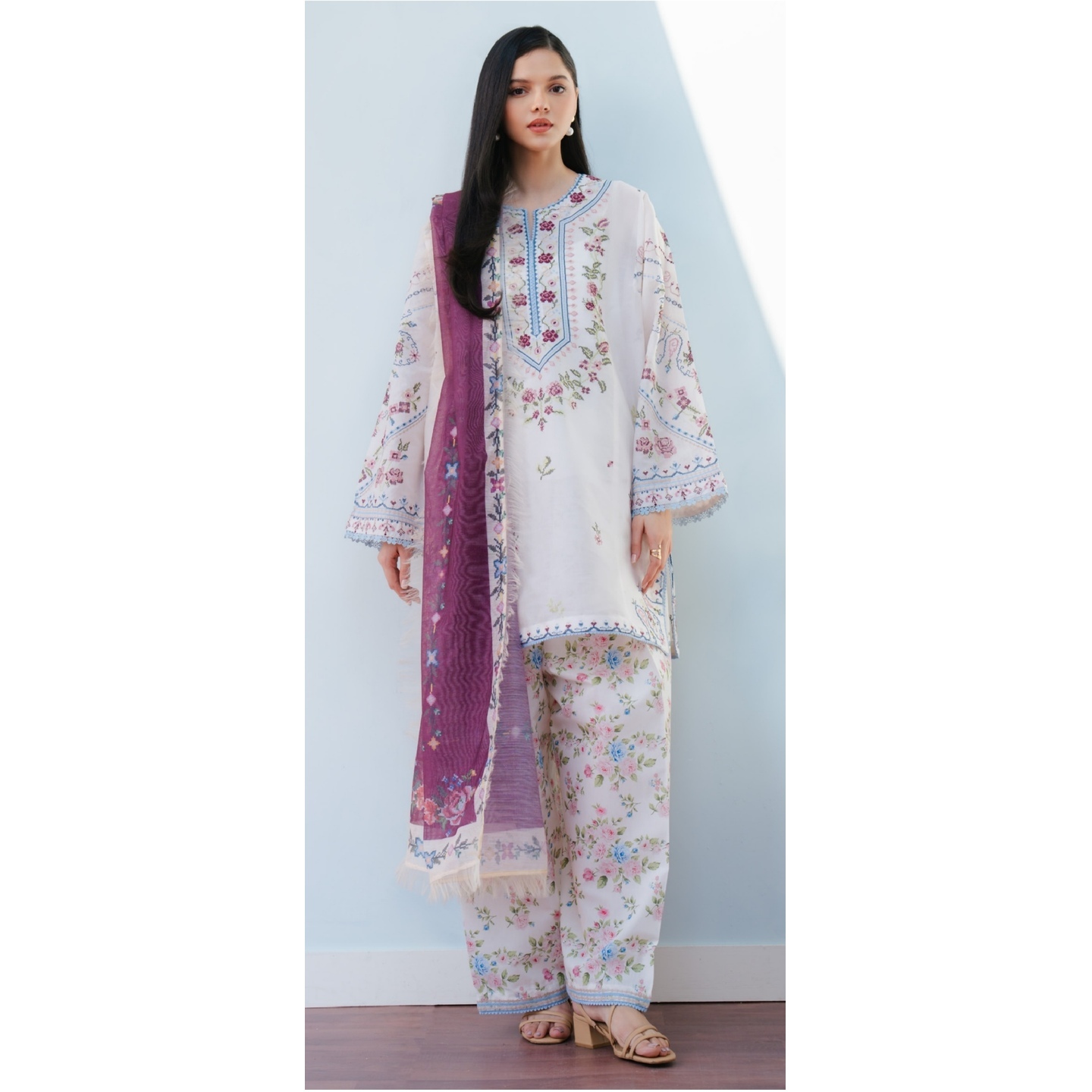 COCO LAWN 2025