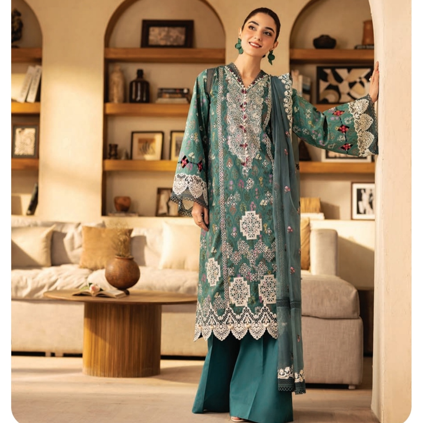 LUXURY LAWN 2025