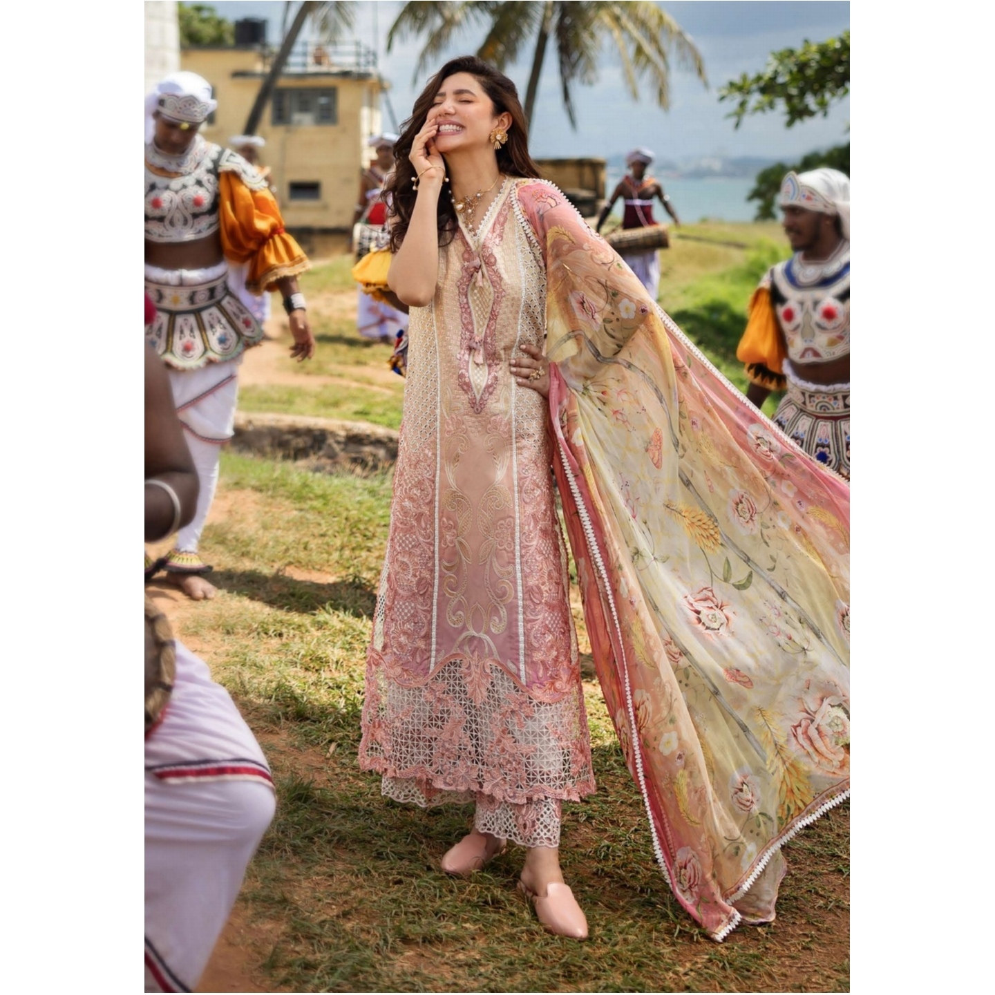 MANARAM MUSHQ LUXURY 2025