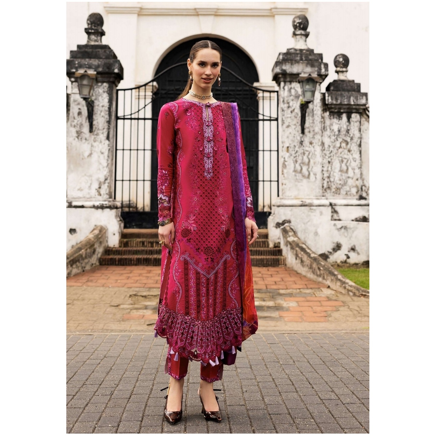 MANARAM MUSHQ LUXURY 2025
