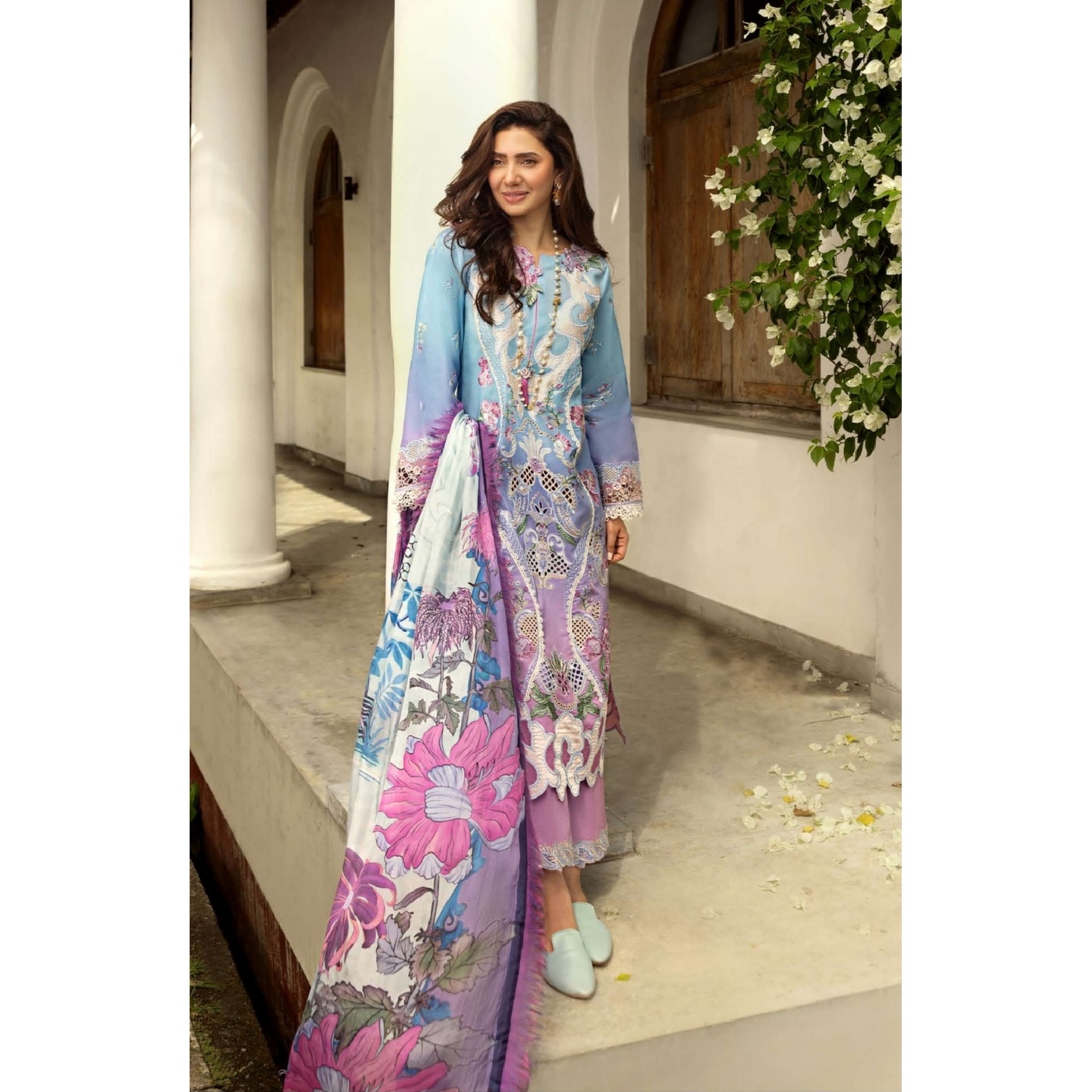 MANARAM MUSHQ LUXURY 2025