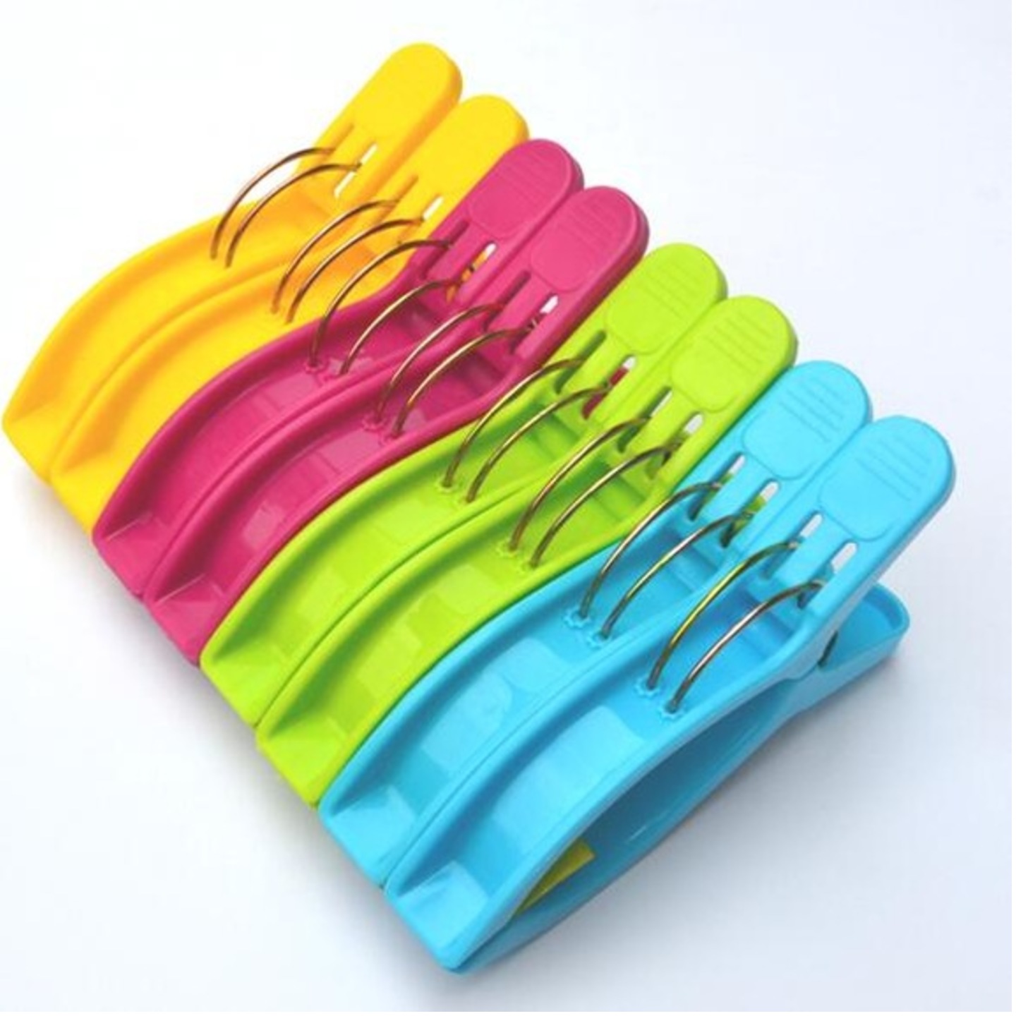 4-installed-plastic-clip-thickened-large-windproof-clothing-hanging-clothes-drying-quilts-big-peg.jpg_640x640.jpg