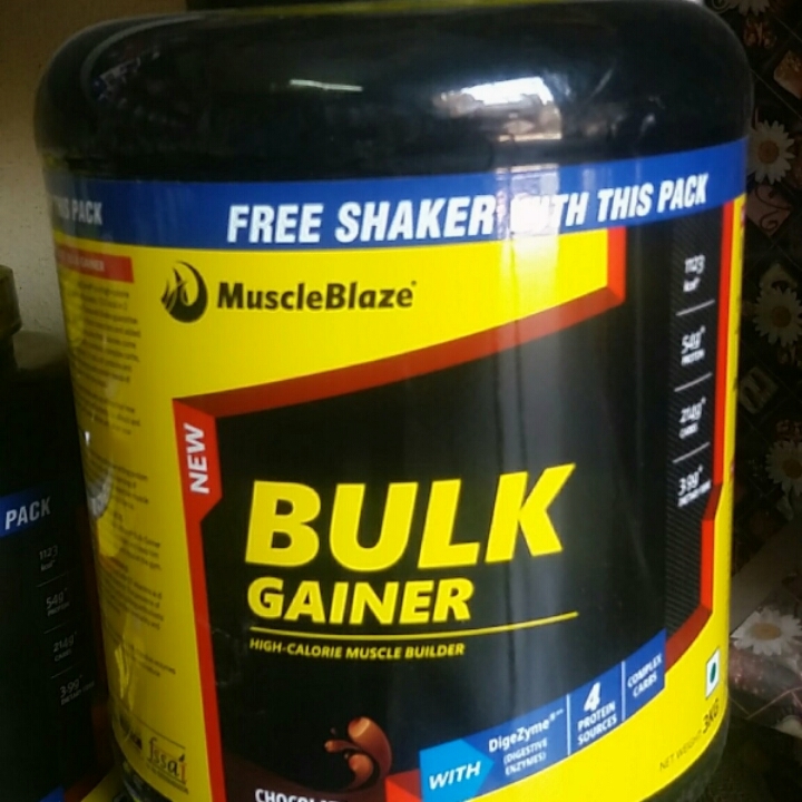 Muscle blaze bulk gainer 3kg 
