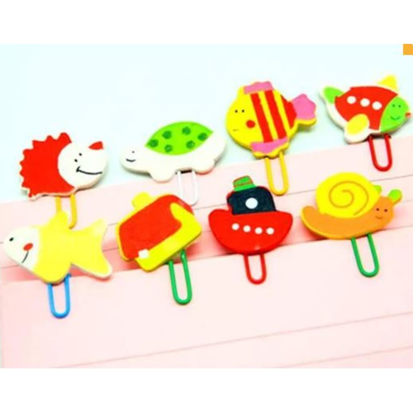 8 Piece Wooden Paper Clips