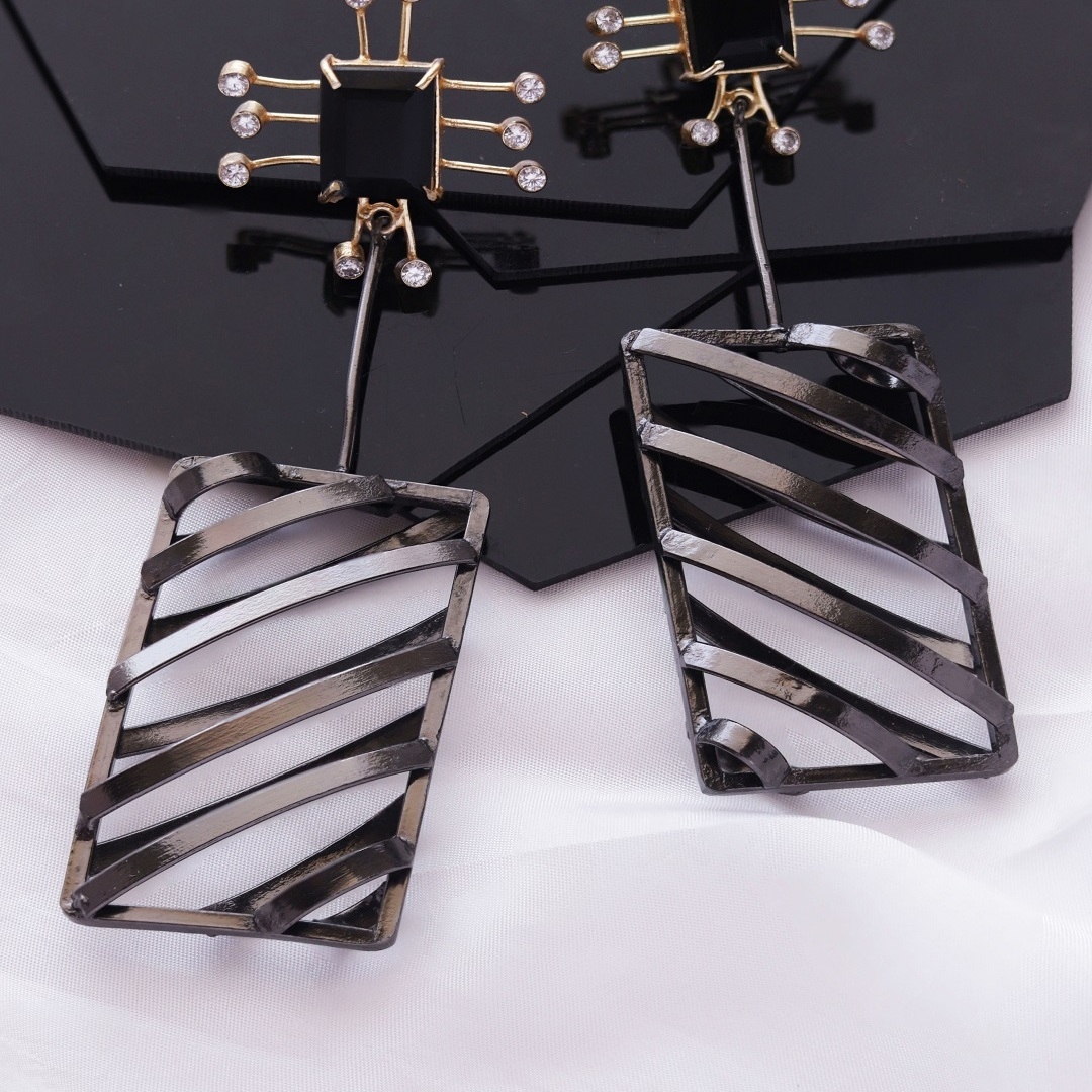 Kaala sona contemporary bold earrings