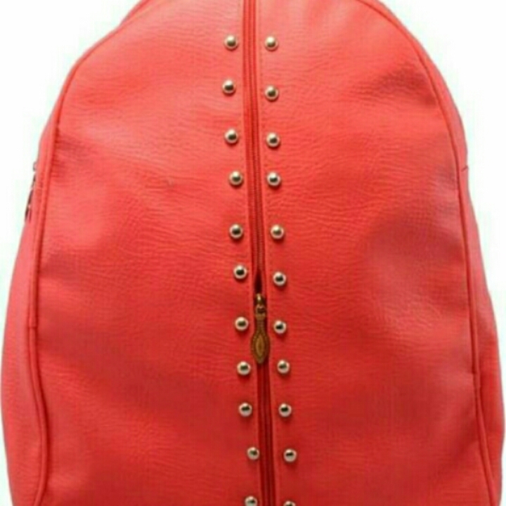 Trendy Leatherette Bag

