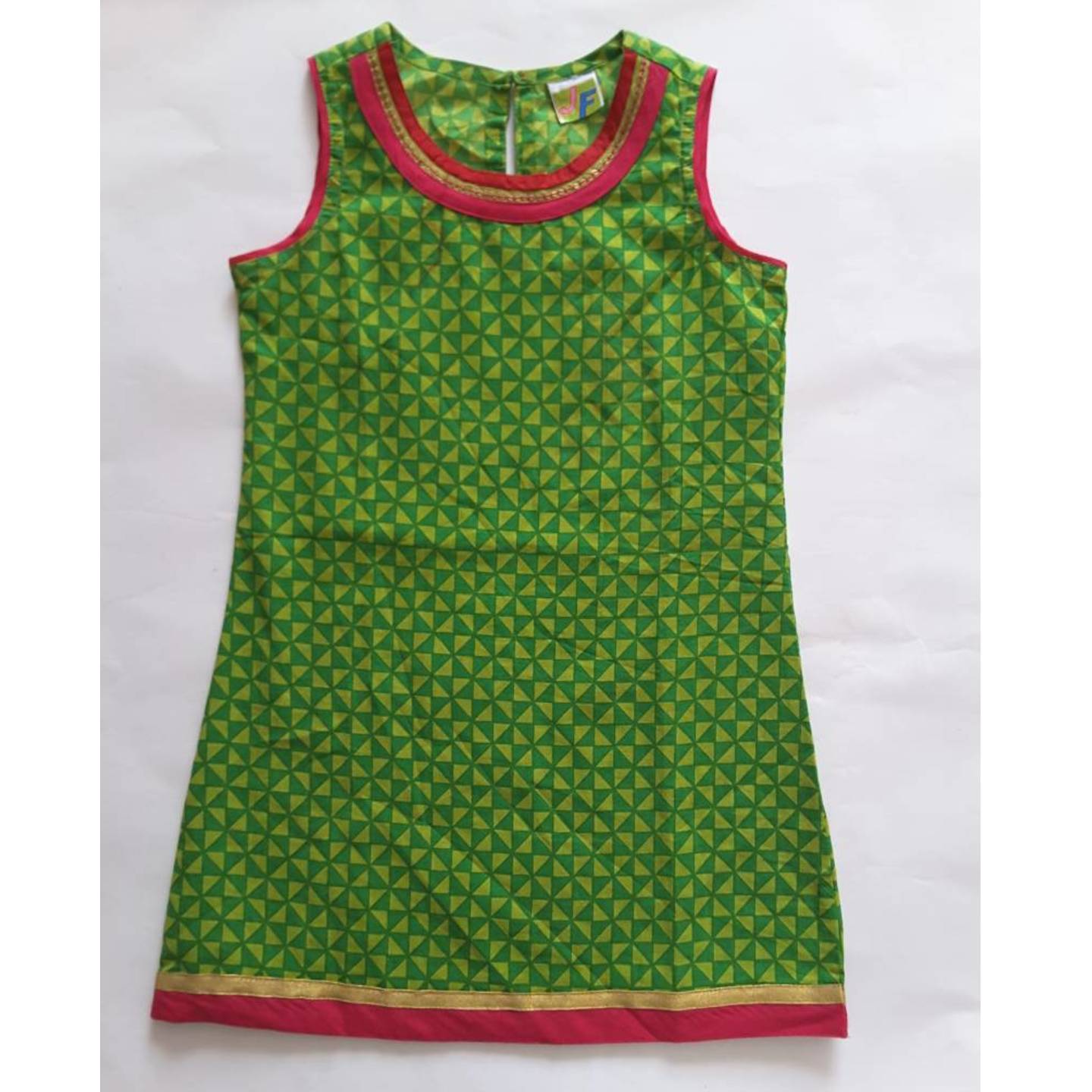 Girls Top - Age 5-6