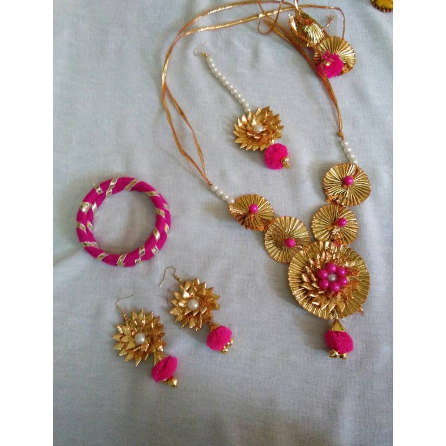 floral jewellery