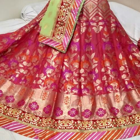 meenakari lehenga