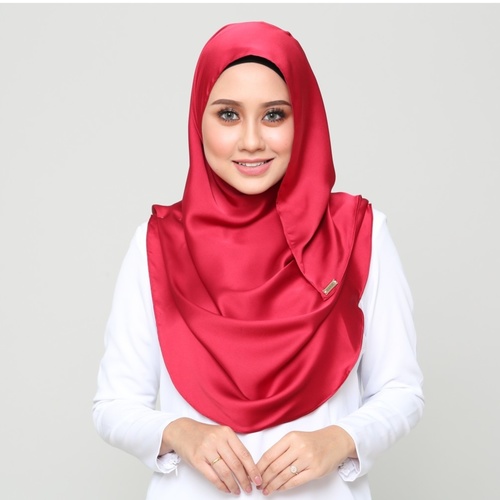 *PREORDER* Satin Instant Shawl - Red Blood