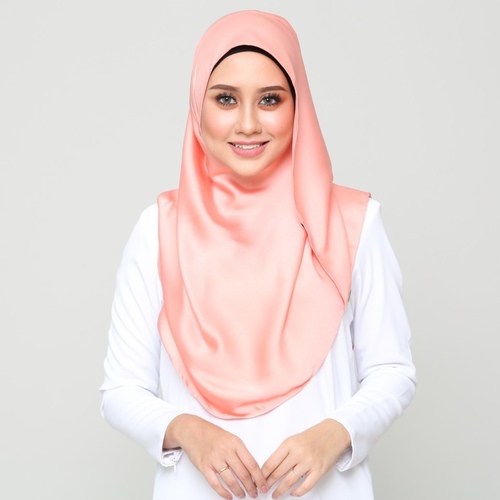 *PREORDER* Satin Instant Shawl - Light Peach