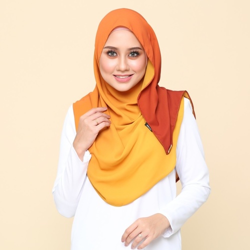 *PREORDER* Ombre Instant Shawl - Flaming Yellow