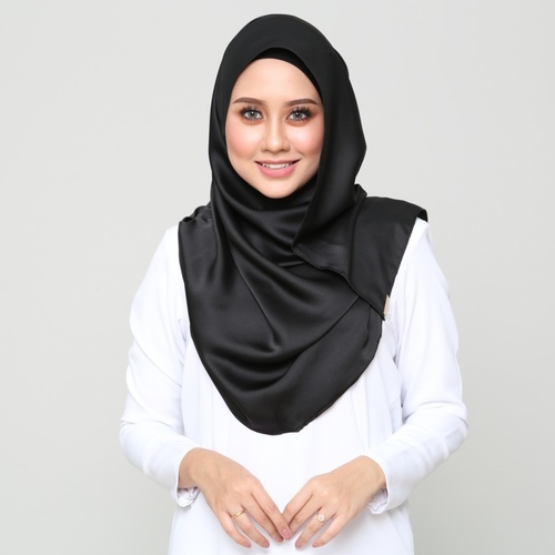 *PREORDER* Satin Instant Shawl - Black