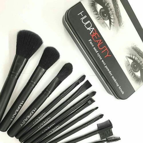 INSPIRED HUDA BEAUTY Make-up brushes