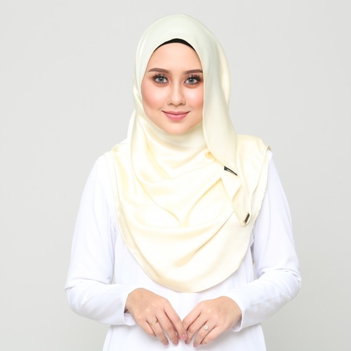 *PREORDER* Satin Instant Shawl - Yellow Pastel