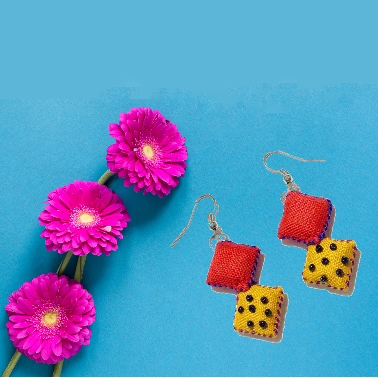 2 Blocks Embroidered Earrings