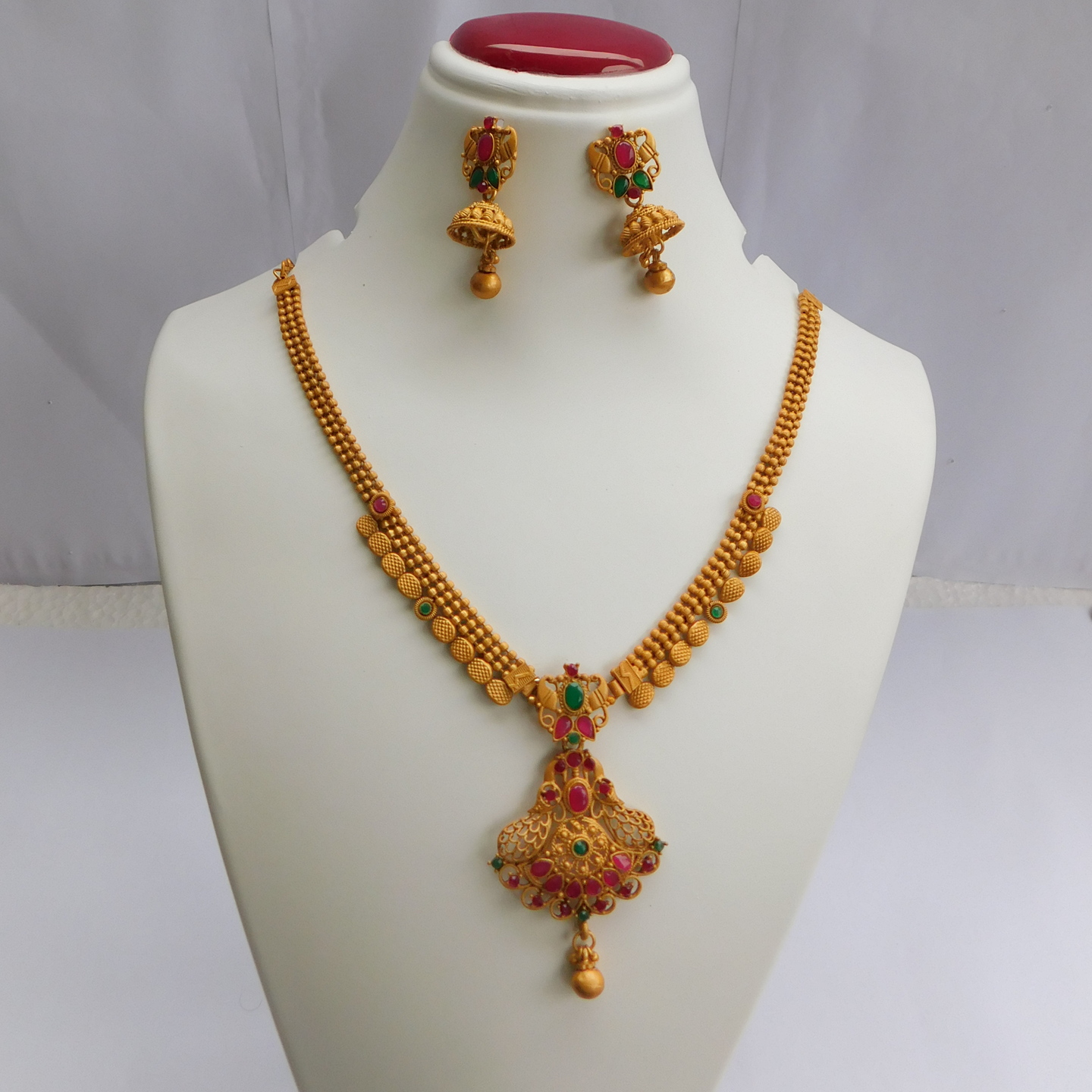 Gold Plated Mat Finished Necklace with Ear Rings 