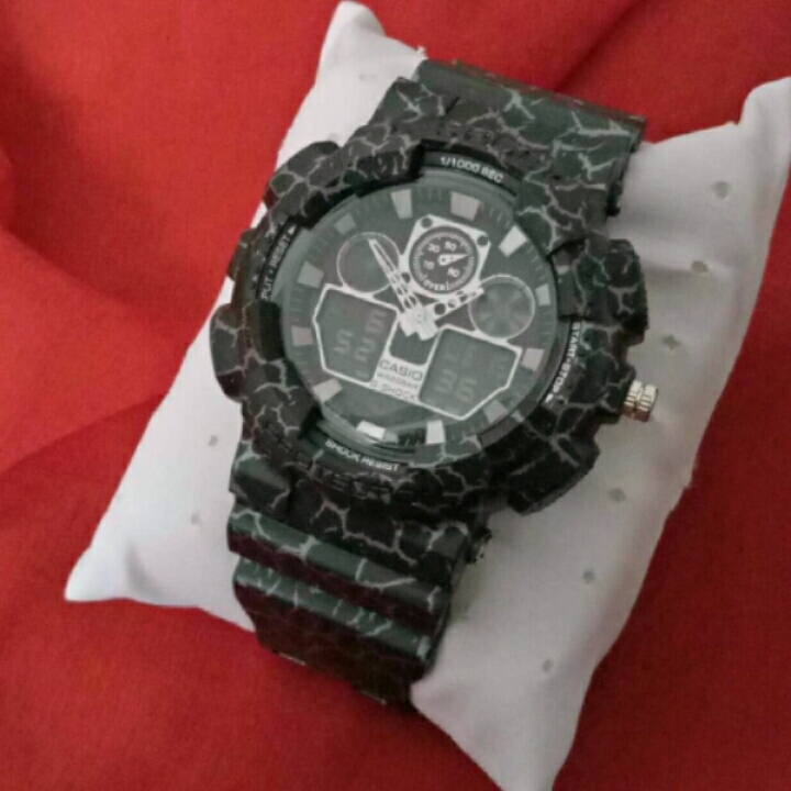 Casio G-SHOCK Chronograph Watch