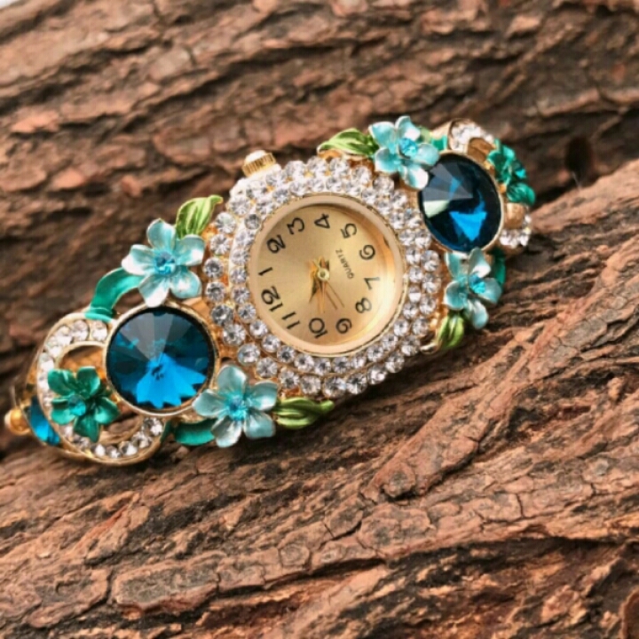 Jadtar Design Women's Wrist watch (JD002)