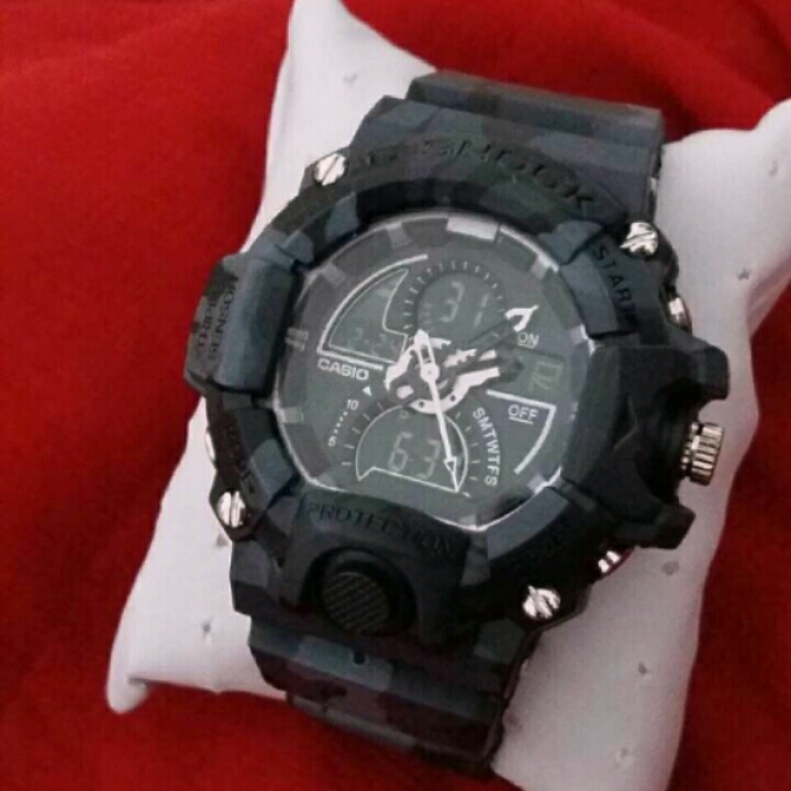 CASIO G-SHOCK Chronograph Watch