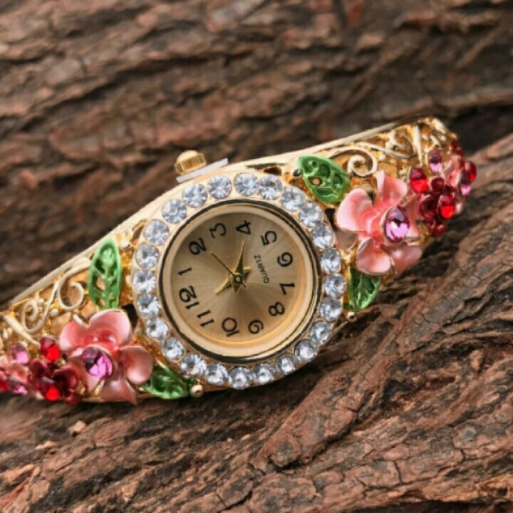 Jadtar Design Women's Wrist watch (JD004)