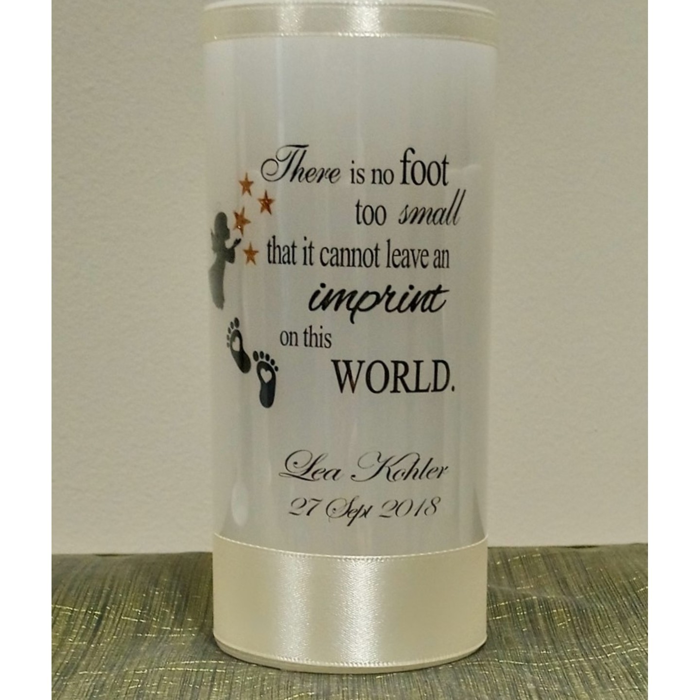 Personalized Child Memorial Candle - Angel Footprint (SMGMEM2018-001)