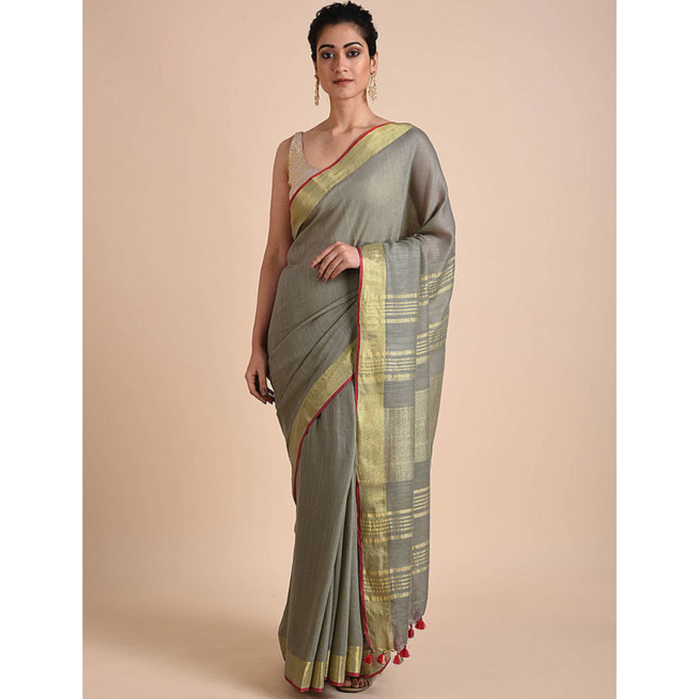 Cotton Saree with Zari and Tassels