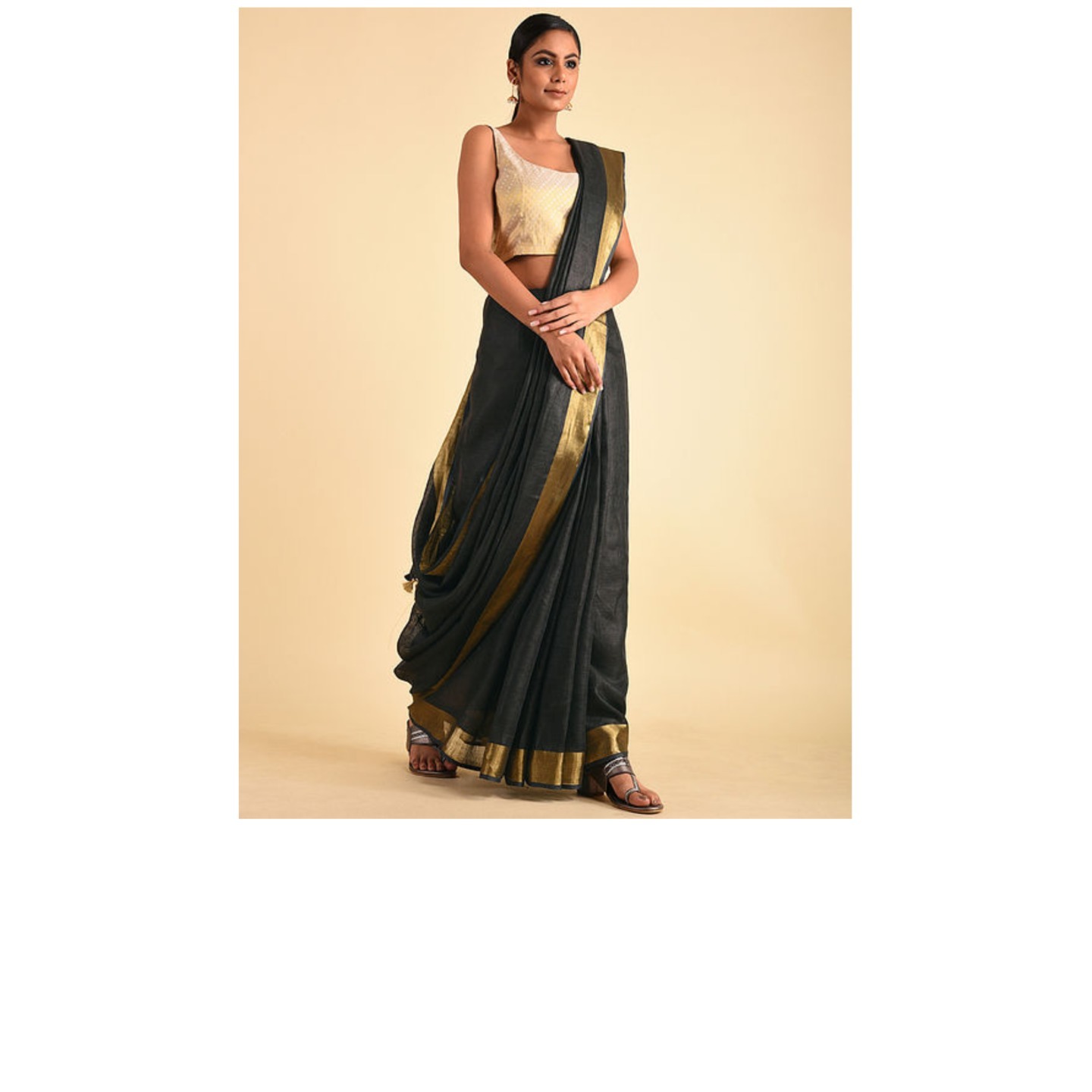 Linen Saree with Zari and Tassels