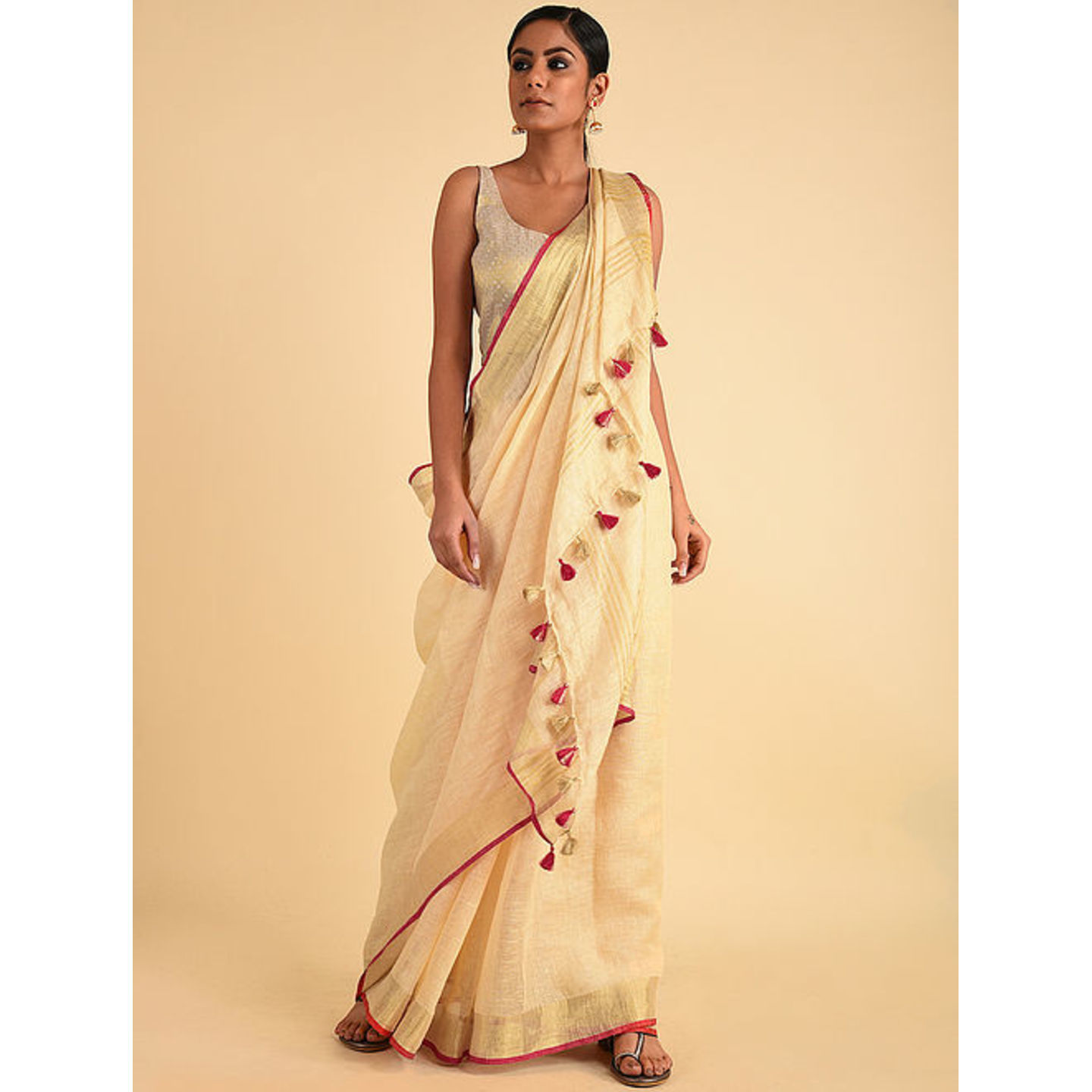 Linen Saree with Zari and Tassels