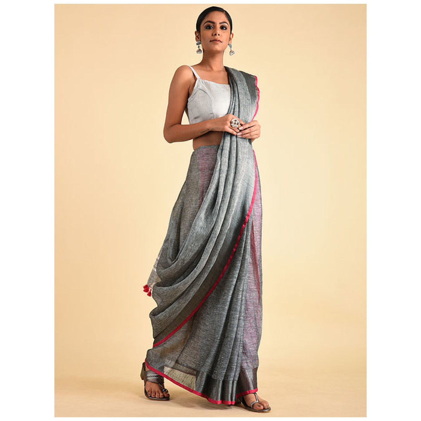 Linen Saree with Zari and Tassels