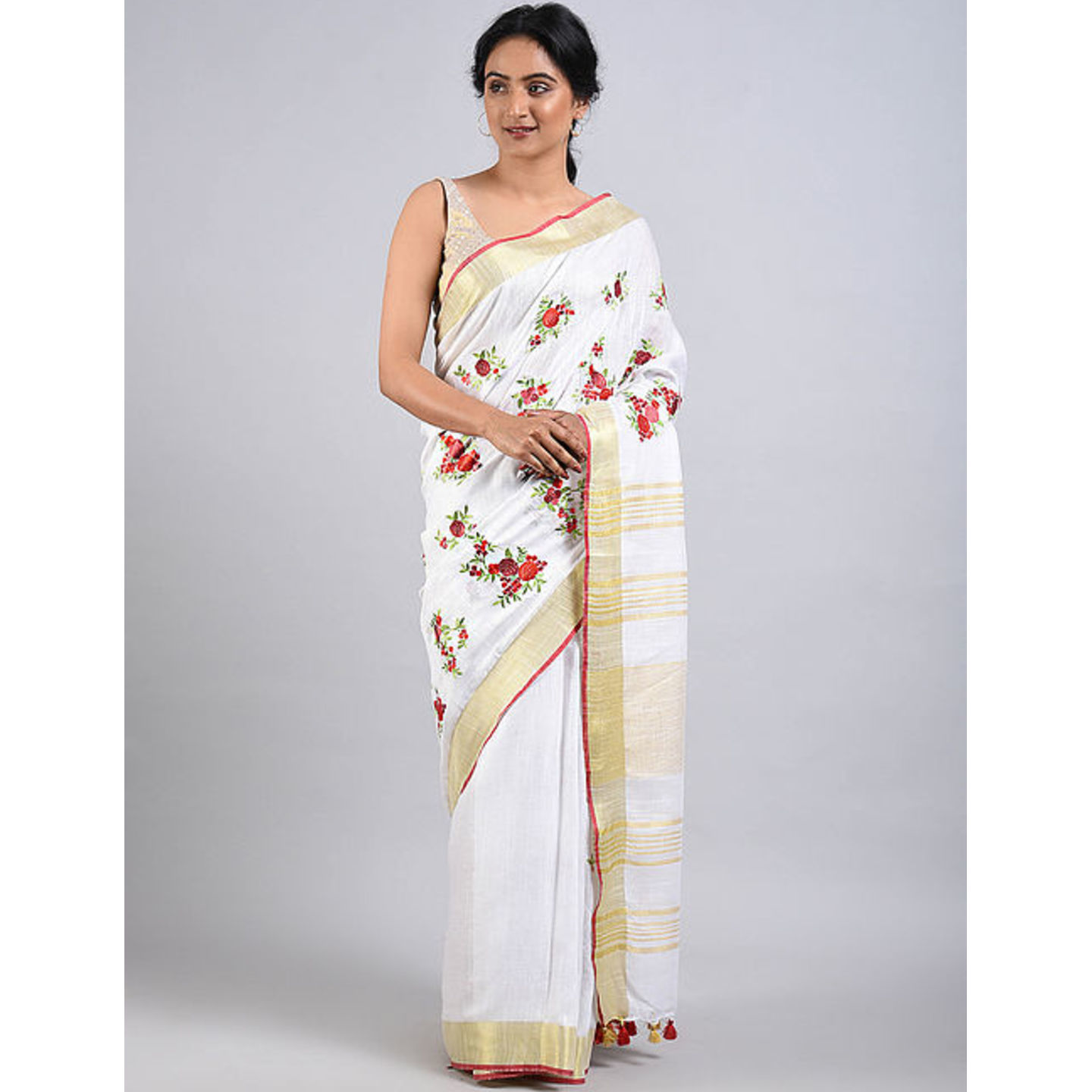 Linen Saree with Zari and Tassels