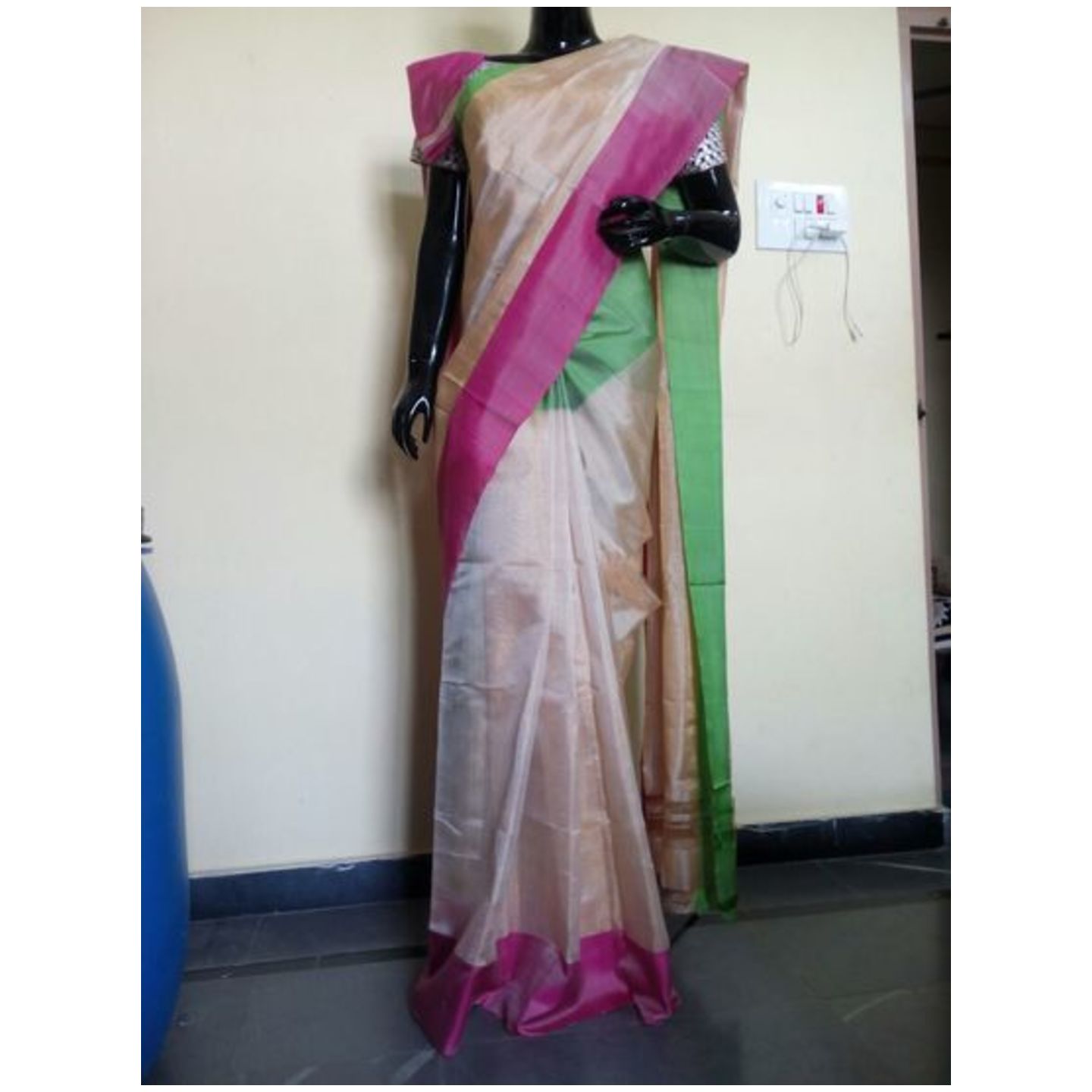 uppada cream tissue handloom saree 