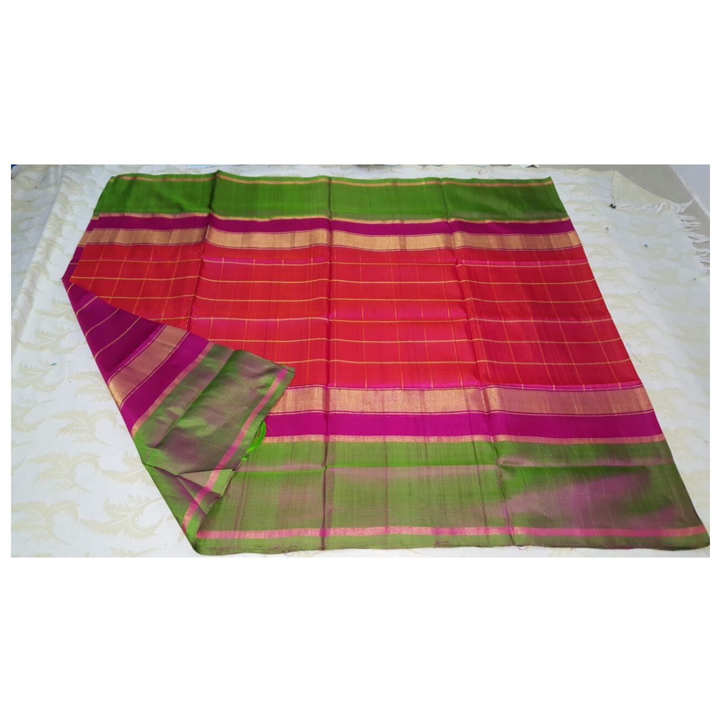 uppada speal checks handloom saree 