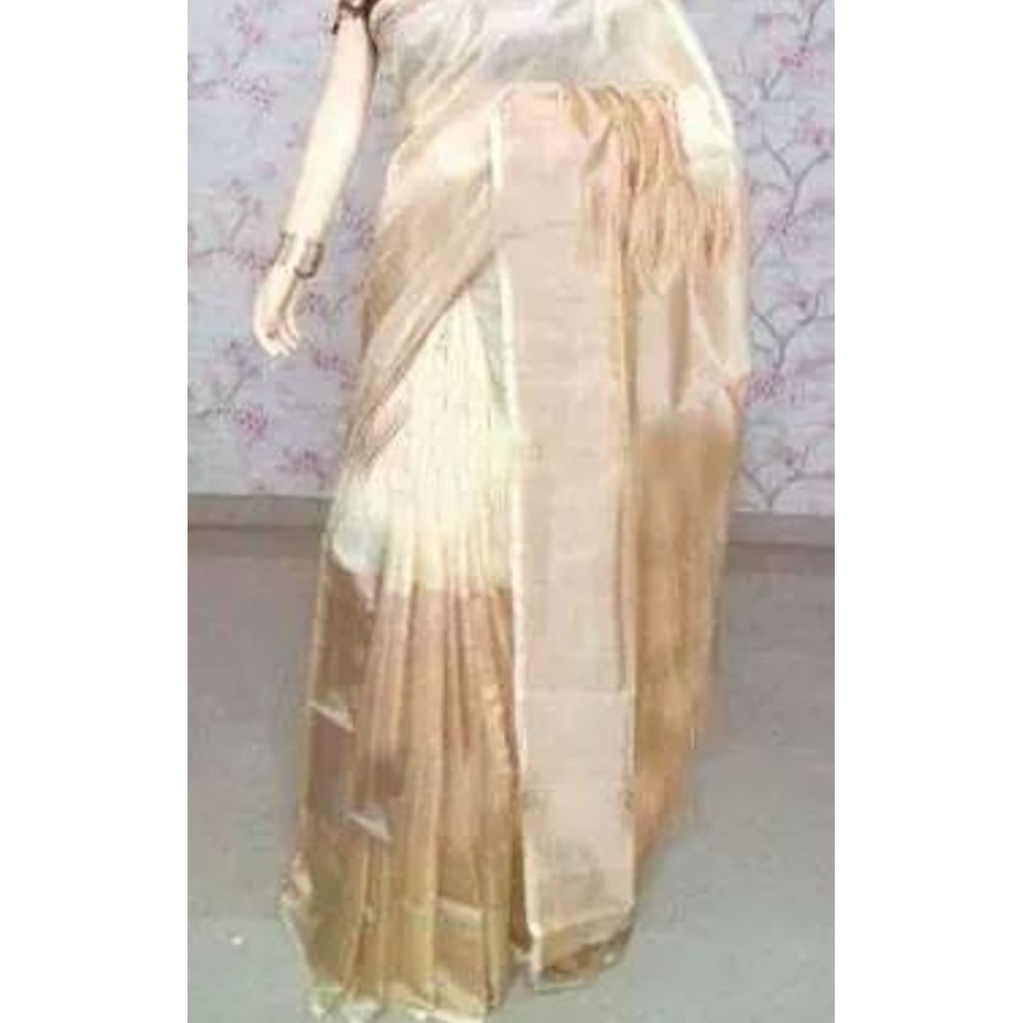 uppada white handlooms saree