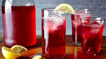 gold-peak-cranberry-iced-tea-mocktail-604-604-337-f39e4eea.rendition.598.336.jpg