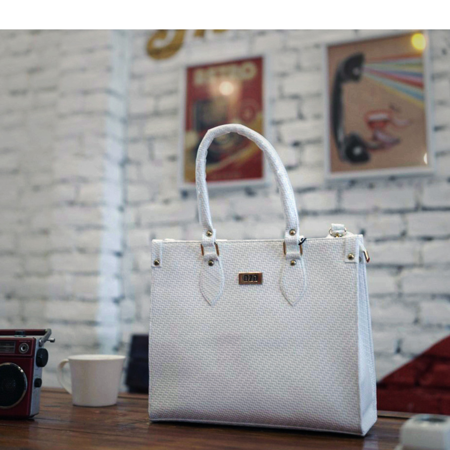 A415  White OZO bags