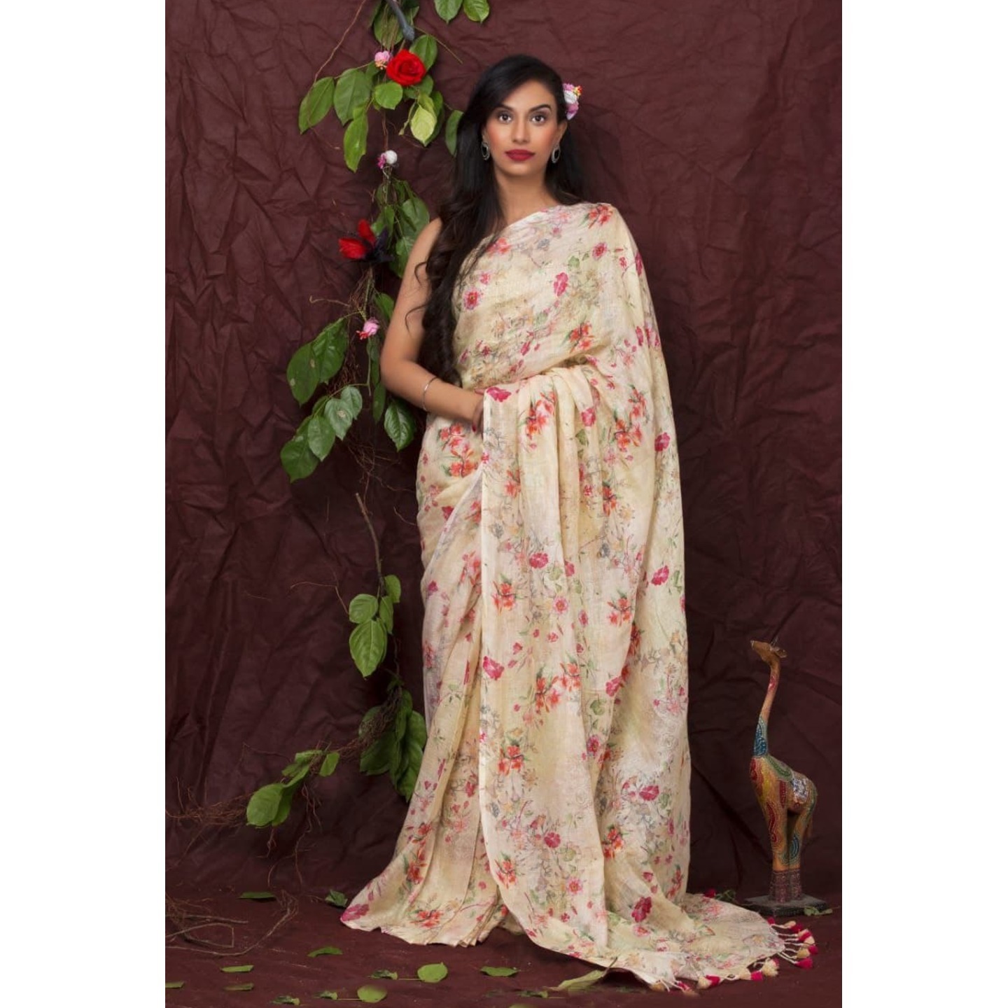 Cream Handwoven Floral Digital Print Linen Saree