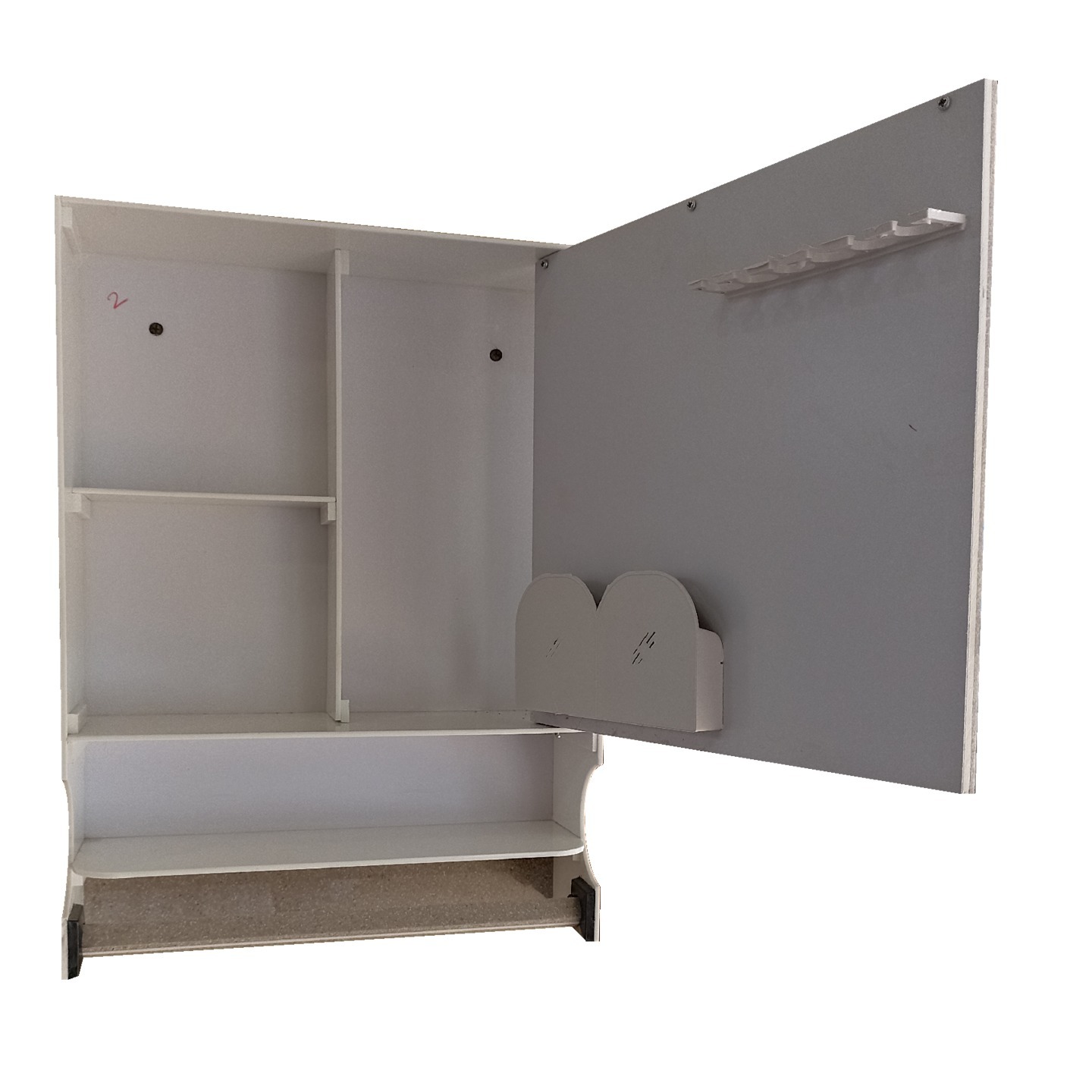 Cabinet with shelf