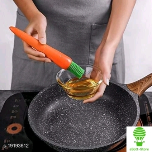 Carrot shaped Silicone Oil Brush