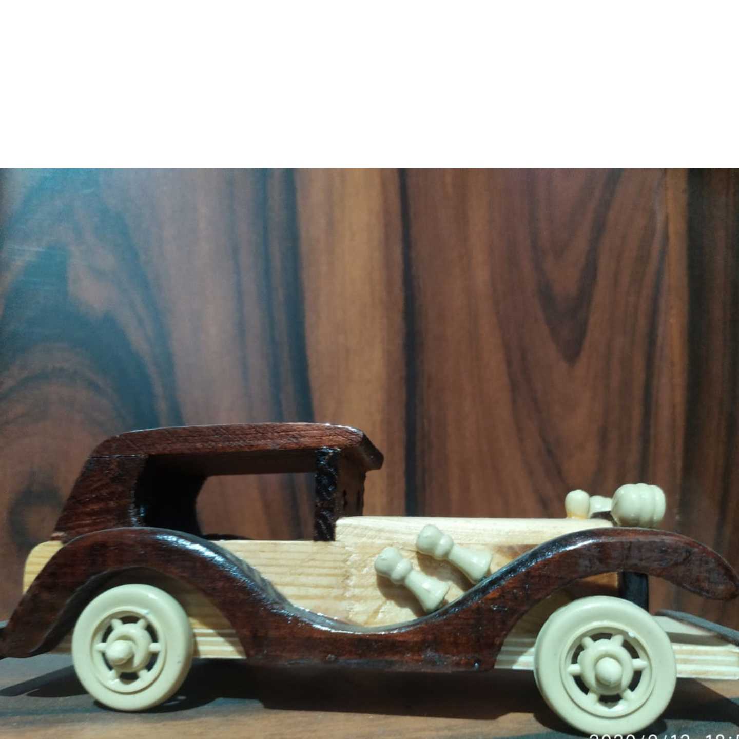 Classic Wooden Car 